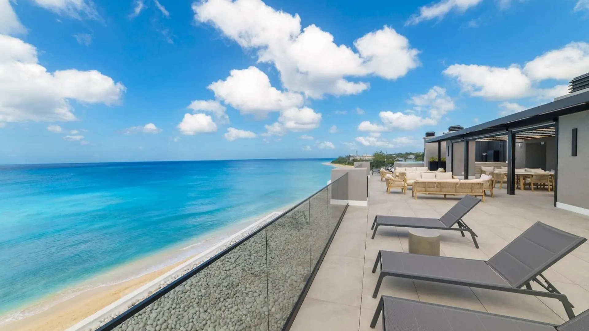 Allure 502, Beachfront Penthouse By Zenbreak Bridgetown